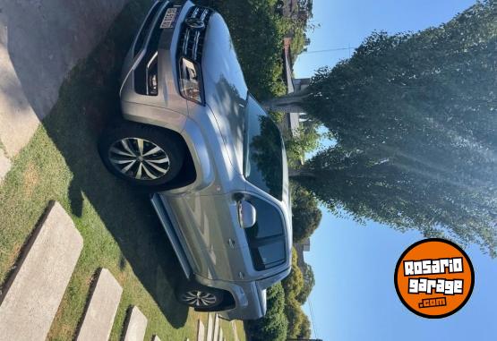 Camionetas - Volkswagen Amarok V6 Extreme 2024 Diesel 19000Km - En Venta