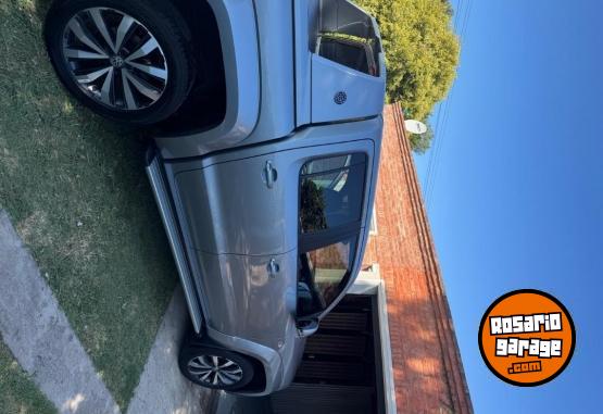 Camionetas - Volkswagen Amarok V6 Extreme 2024 Diesel 19000Km - En Venta
