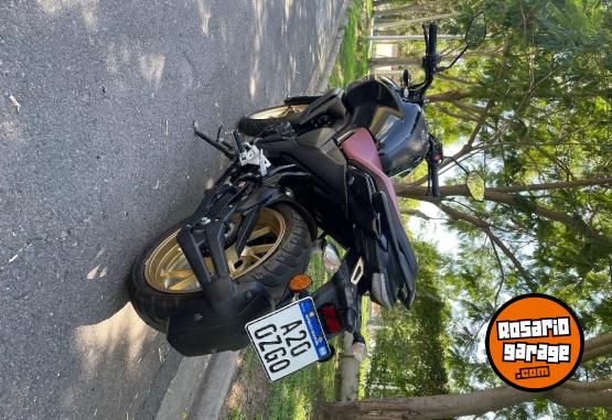 Motos - Yamaha Fz 2023 Nafta 8000Km - En Venta