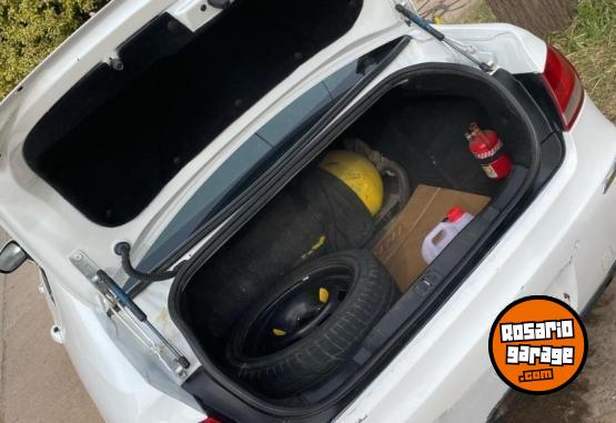 Autos - Peugeot 408 2014 GNC 198000Km - En Venta