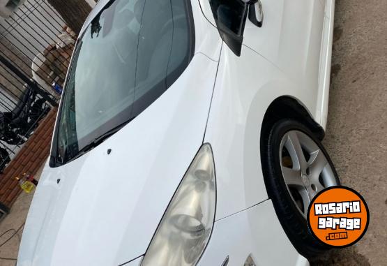 Autos - Peugeot 408 2014 GNC 198000Km - En Venta