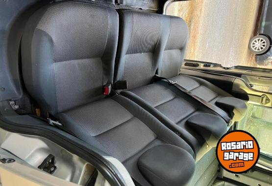 Utilitarios - Peugeot Partner patag�nica hdi 2012 Diesel 180000Km - En Venta