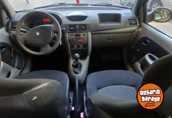 Autos - Renault Symbol NO siena corsa 2013 GNC  - En Venta