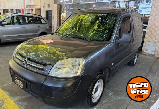 Utilitarios - Citroen Berlingo Hdi 5 asientos 2011 Diesel - En Venta