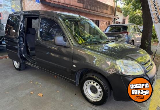 Utilitarios - Citroen Berlingo Hdi 5 asientos 2011 Diesel - En Venta
