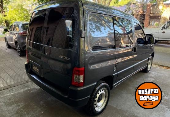 Utilitarios - Citroen Berlingo Hdi 5 asientos 2011 Diesel - En Venta