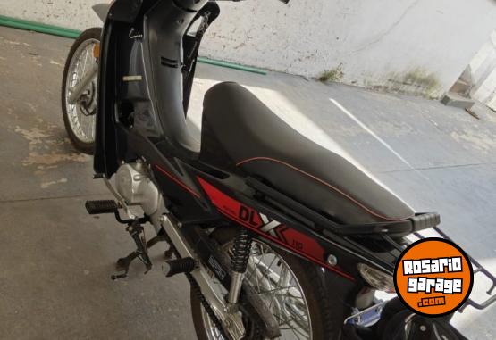 Motos - Motomel Dlx 2024 Nafta 2600Km - En Venta