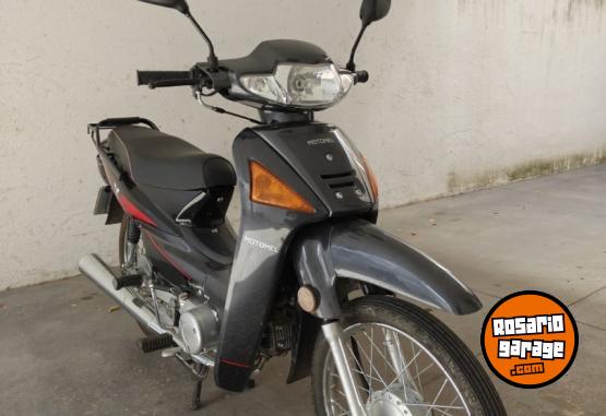 Motos - Motomel Dlx 2024 Nafta 2600Km - En Venta