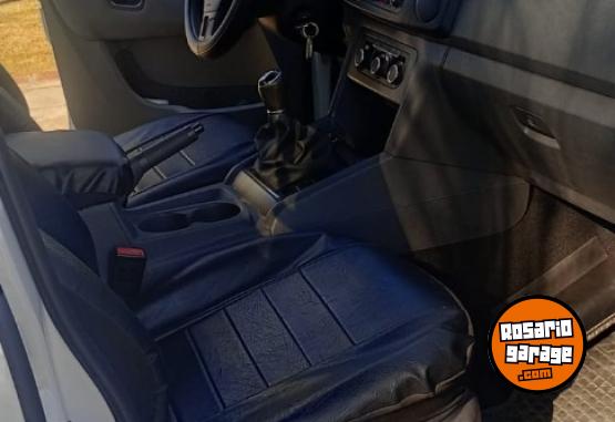Camionetas - Volkswagen Amarok trendline 2015 Diesel 136500Km - En Venta