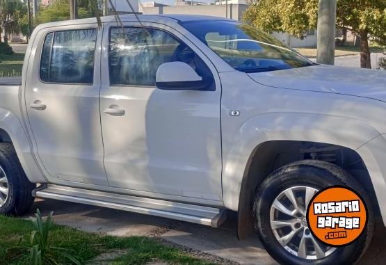 Camionetas - Volkswagen Amarok trendline 2015 Diesel 136500Km - En Venta