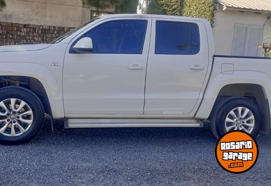 Camionetas - Volkswagen Amarok trendline 2015 Diesel 136500Km - En Venta