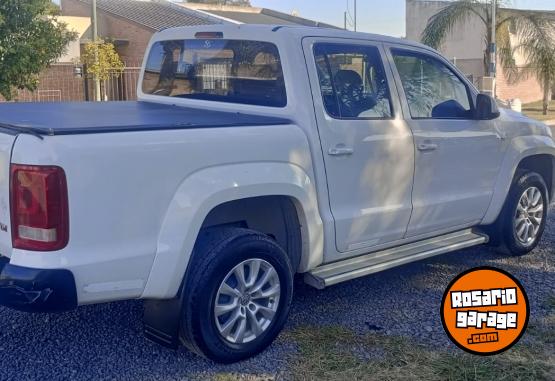 Camionetas - Volkswagen Amarok trendline 2015 Diesel 136500Km - En Venta