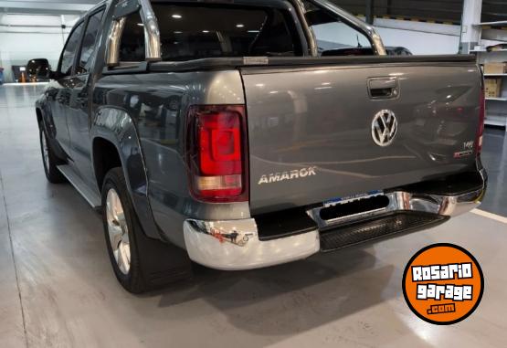 Camionetas - Volkswagen AMAROK V6 HIGHLINE AT 4X4 2020 Diesel 71000Km - En Venta