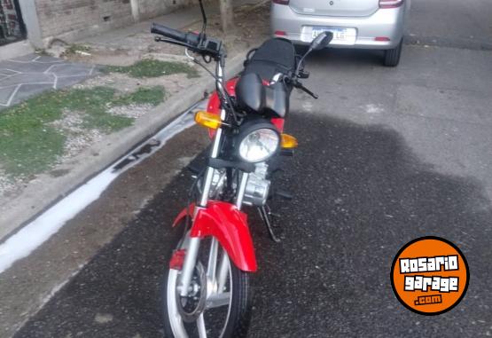 Motos - Keller STRAUS 2024 Nafta 2500Km - En Venta