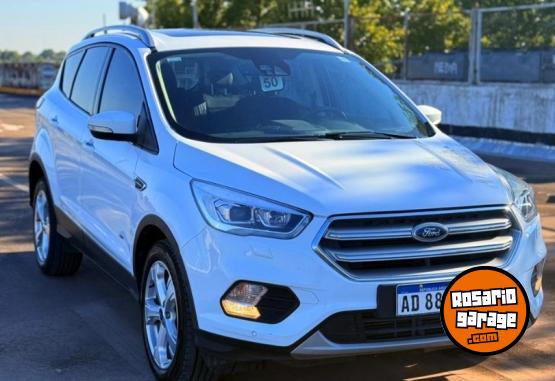 Camionetas - Ford Kuga Titanium 2019 Nafta 79000Km - En Venta