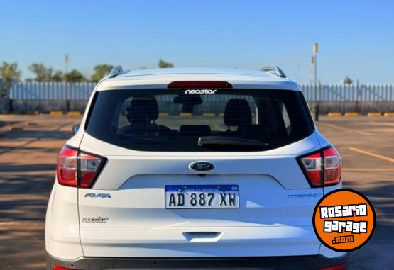 Camionetas - Ford Kuga Titanium 2019 Nafta 79000Km - En Venta