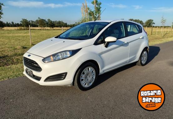 Autos - Ford Fiesta L S 2015 Nafta 105000Km - En Venta