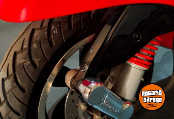 Motos - Vespa SXL150 2018 Nafta 1050Km - En Venta