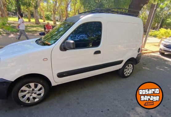 Utilitarios - Renault Kangoo 2012 Nafta 80000Km - En Venta