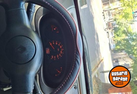 Utilitarios - Renault Kangoo 2012 Nafta 80000Km - En Venta