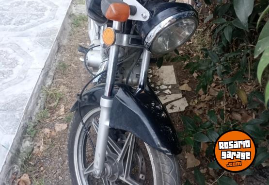 Motos - Suzuki En 125 2011 Nafta 72000Km - En Venta