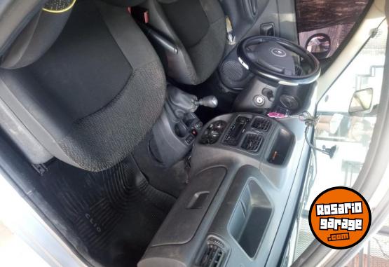 Autos - Renault Clío Mio expresión 2013 Nafta 114000Km - En Venta