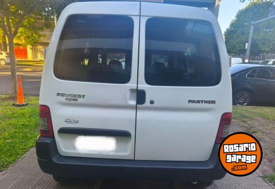 Utilitarios - Peugeot Partner 2015 Nafta 170000Km - En Venta