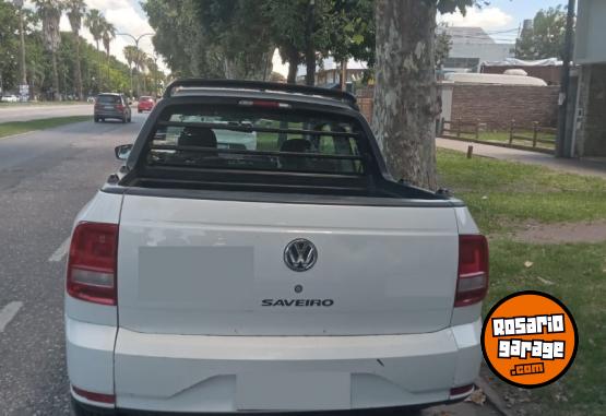 Utilitarios - Volkswagen Saveiro Comfortline CD MS 2023 Nafta 36700Km - En Venta