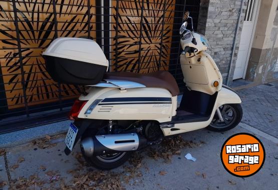 Motos - Kymco Like 200 2018 Nafta 8100Km - En Venta