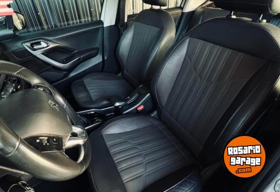 Autos - Peugeot 2008 2017 Nafta 135000Km - En Venta
