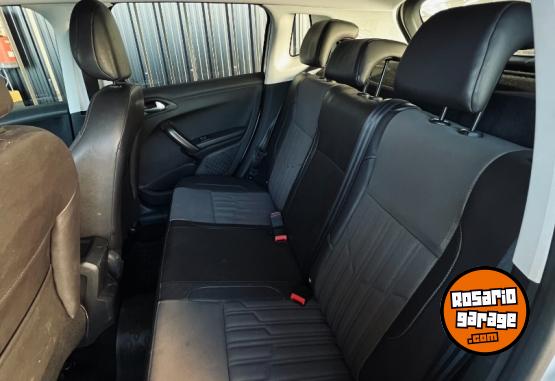 Autos - Peugeot 2008 2017 Nafta 135000Km - En Venta