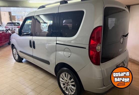 Utilitarios - Fiat Doblo 1.4 7 asientos 2013 GNC  - En Venta