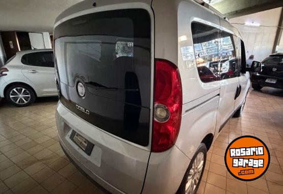 Utilitarios - Fiat Doblo 1.4 7 asientos 2013 GNC  - En Venta