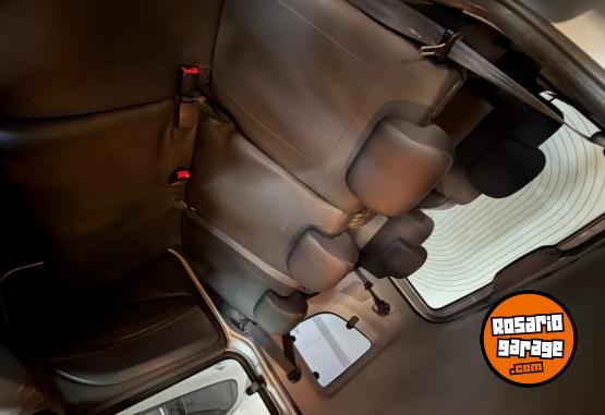 Utilitarios - Fiat Doblo 1.4 7 asientos 2013 GNC  - En Venta