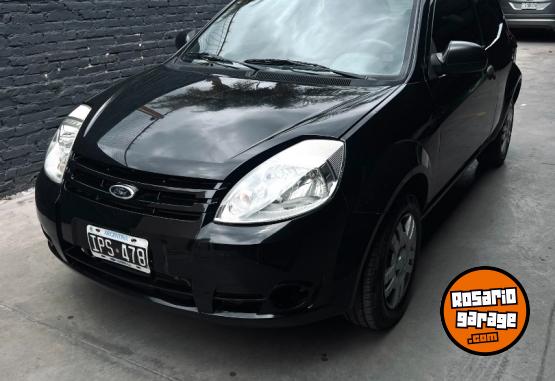 Autos - Ford ka viral 2010 Nafta 130000Km - En Venta
