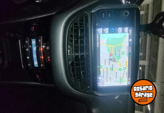 Autos - Peugeot 208 feline pack cuir 2015 Nafta 102000Km - En Venta