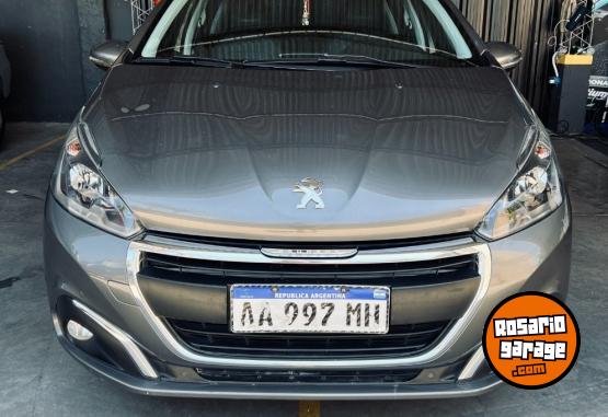 Autos - Peugeot 208 Feline 2017 Nafta 115000Km - En Venta
