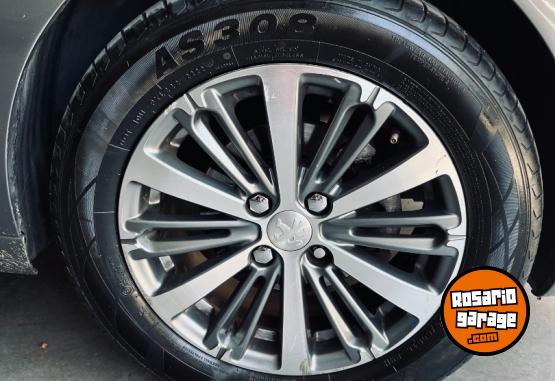 Autos - Peugeot 208 Feline 2017 Nafta 115000Km - En Venta