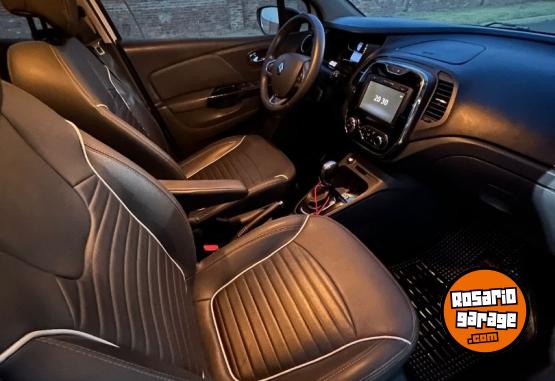 Autos - Renault Captur 2019 Nafta 159000Km - En Venta