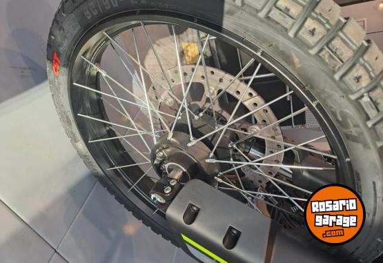 Motos - CF Mt 450 2025 Nafta 9500Km - En Venta