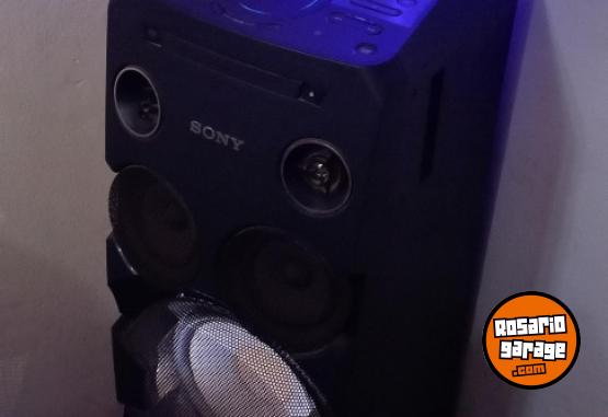 Hogar - VENDO TORRE DE SONIDO SONY, EXCELENTE ESTADO, PERMUTO - En Venta