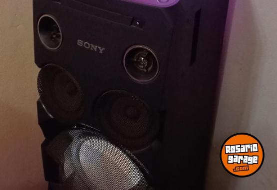Hogar - VENDO TORRE DE SONIDO SONY, EXCELENTE ESTADO, PERMUTO - En Venta