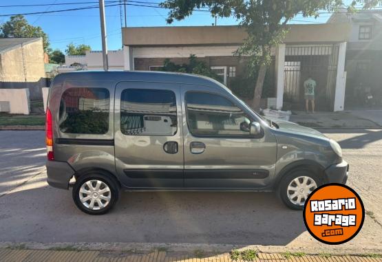 Utilitarios - Renault Kangoo 2013 GNC 210000Km - En Venta