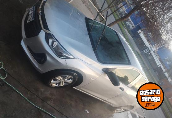 Autos - Chevrolet Onix 2020 Nafta 87000Km - En Venta