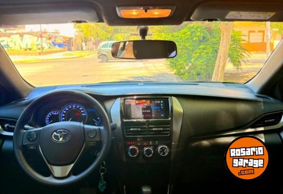 Autos - Toyota Yaris XS 2025 Nafta 22000Km - En Venta