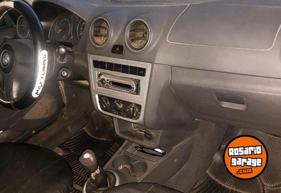 Autos - Volkswagen Voyage 2013 GNC 111111Km - En Venta