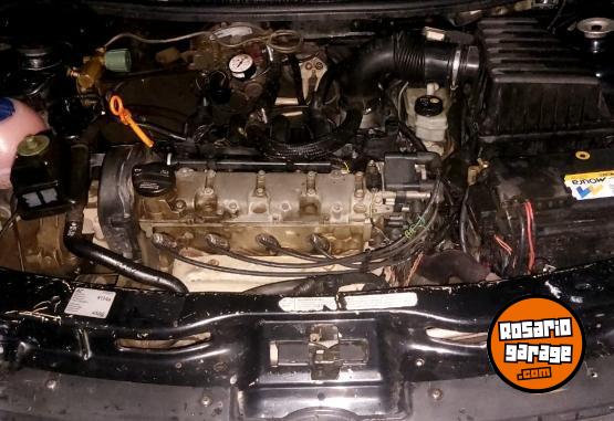 Autos - Volkswagen Voyage 2013 GNC 111111Km - En Venta