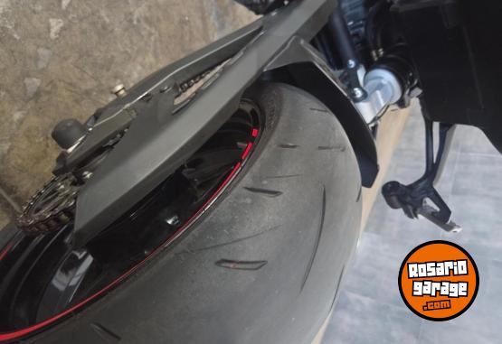 Motos - Kawasaki Z900 2024 Nafta 5600Km - En Venta