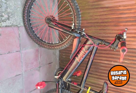 Deportes - Bicicleta rodado 16 + roller - En Venta