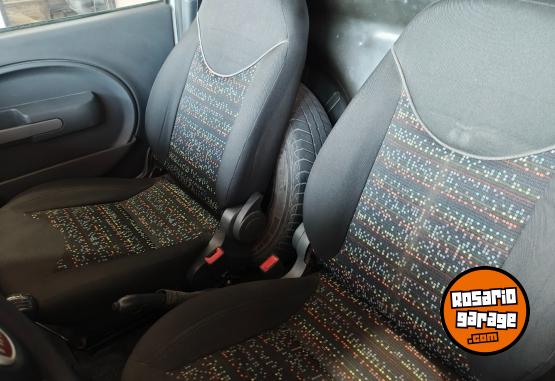 Utilitarios - Fiat Fiorino 2017 Nafta 130000Km - En Venta